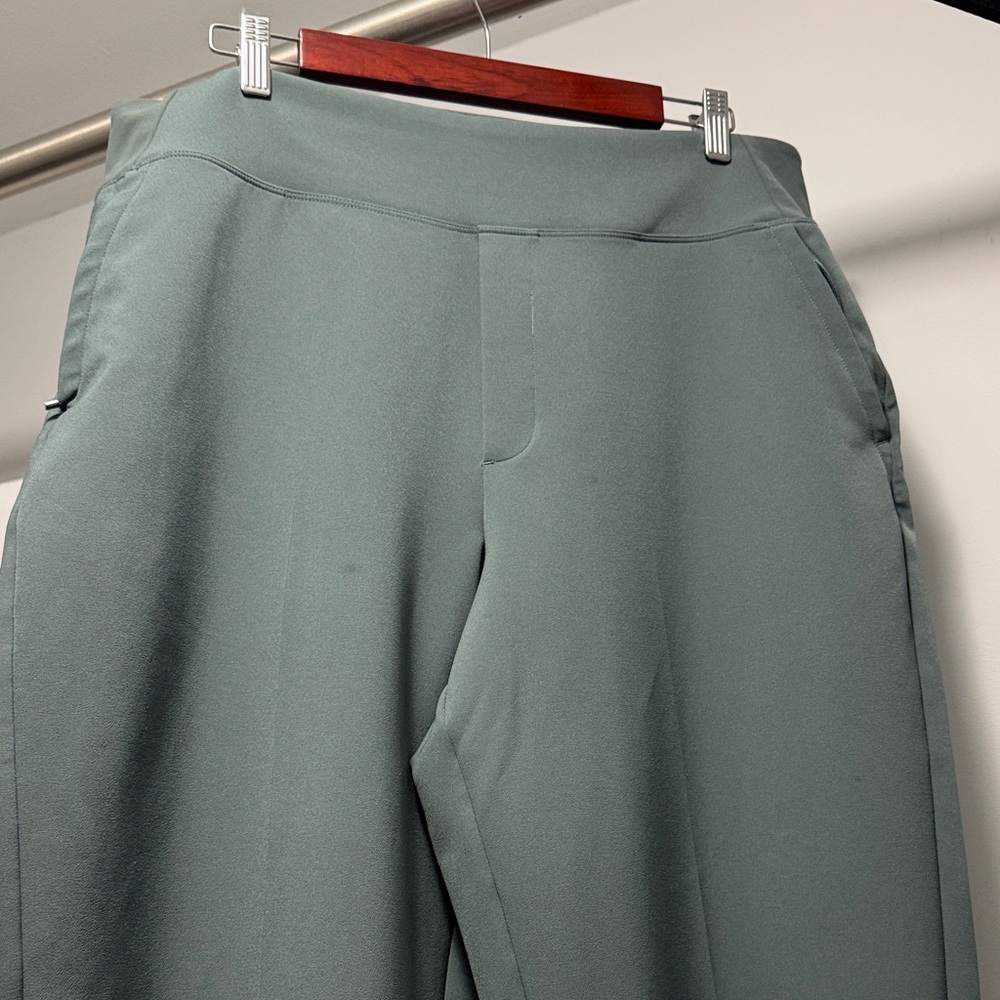 Athleta Sage Green Endless Pants